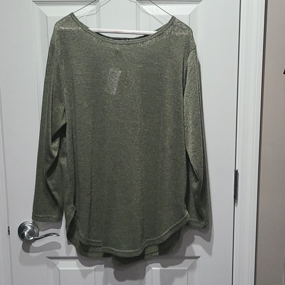 NWT army green top